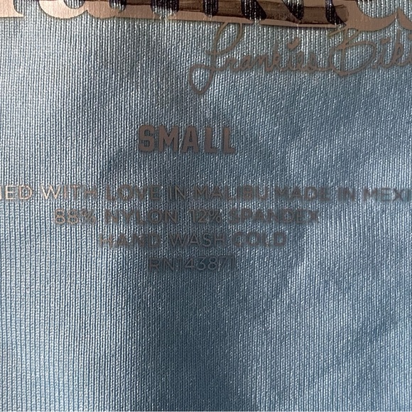 NWOT Frankie's Bikinis Jenna pale blue Ribbed Bandeau 
Swimsuit Top - Picture 4 of 7